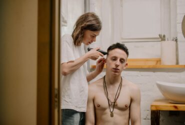 How to Trim a Beard at Home Without Ruining the Shape