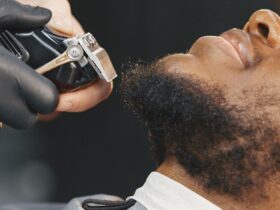 Beard Neckline Guide: How to Shape It Without Going Too High
